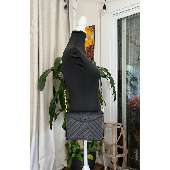 ♦️♦️ AUTHENTIC TORY BURCH BLACK FLEMING/ALEXA HANDBAG ♦️♦️ - Picture 13 of 16